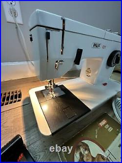 PFAFF 1221 SEWING MACHINE DUAL FEED GERMAN MADE with PEDAL METAL CLEAN UNIT GREAT